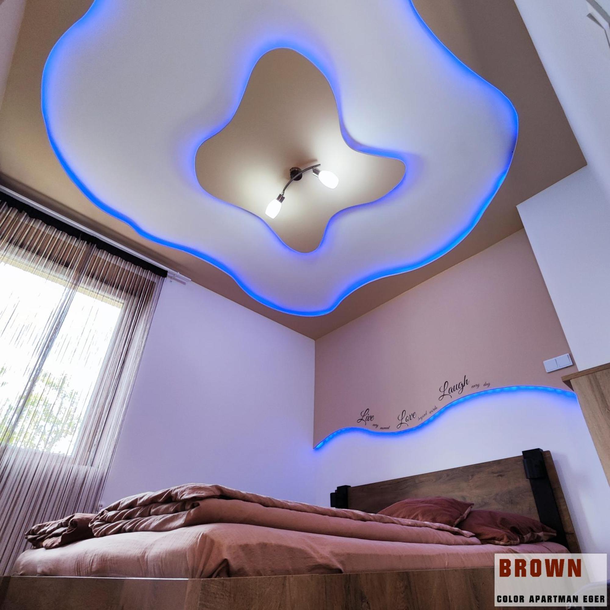 Color Apartmanok Eger Pokoj fotografie